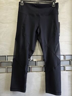 Reflex Black Women’s Capri Joggers with Textured Panels